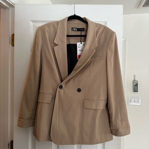 Never worn Zara blazer M